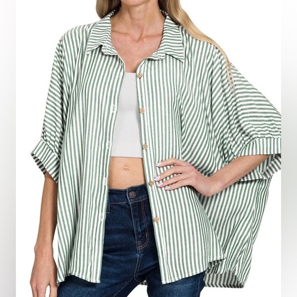 BUTTON UP OVERSIZED STRIPED SHORT SLEEVE TOP IN WHITE AND GREEN SIZE SMALL - Picture 2 of 16